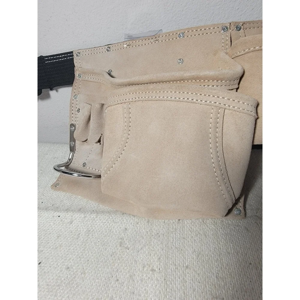 Custom LeatherCraft brand new